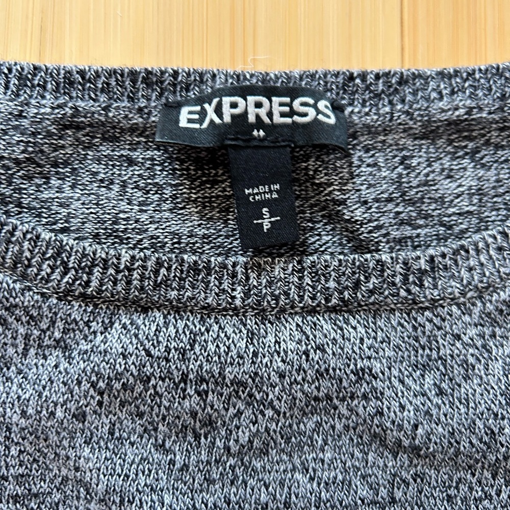 EXPRESS Sweater - Picture 3 of 3